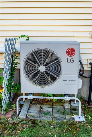 17 West Side Road, South Kingstown, RI 02879