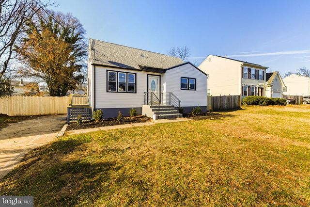 12 CLOVERDALE RD, Blackwood, NJ 08012