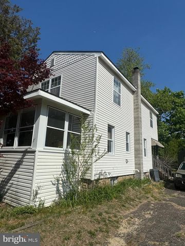 1054 MAIL AVE, Woodbury, NJ 08096