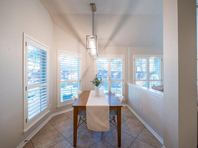 17200 PONCHO SPRINGS LN, Austin, TX 78717