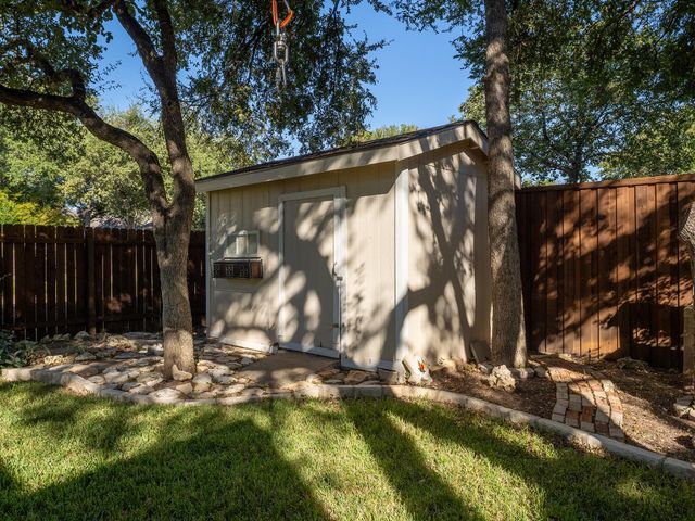 17200 PONCHO SPRINGS LN, Austin, TX 78717
