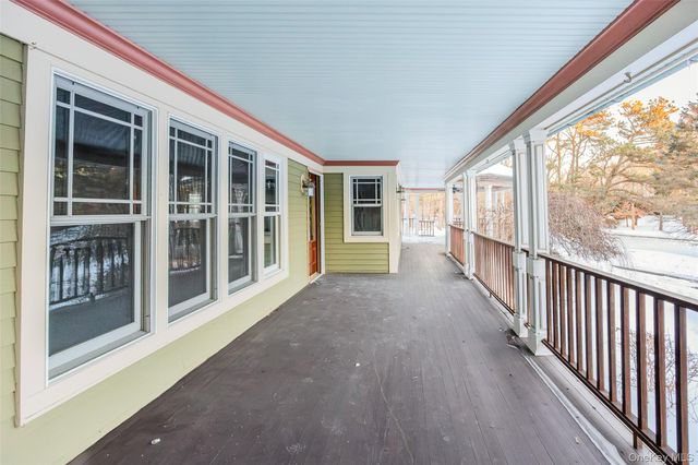 161 Seaman Neck Road, Dix Hills, NY 11746