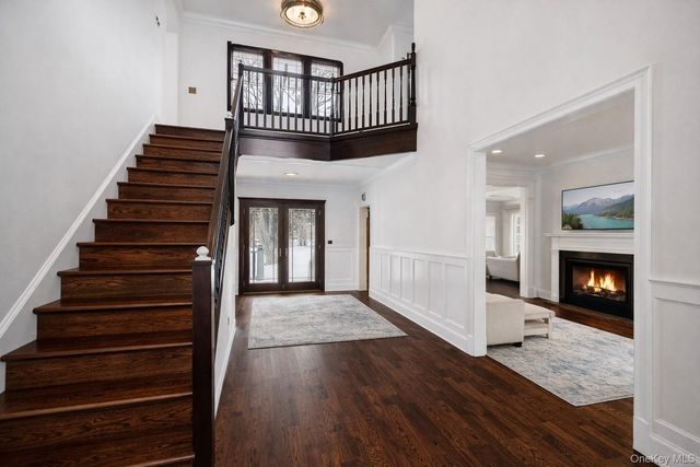 161 Seaman Neck Road, Dix Hills, NY 11746