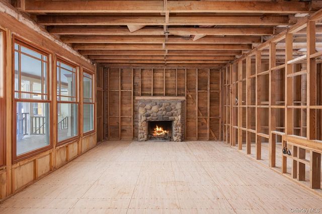 161 Seaman Neck Road, Dix Hills, NY 11746