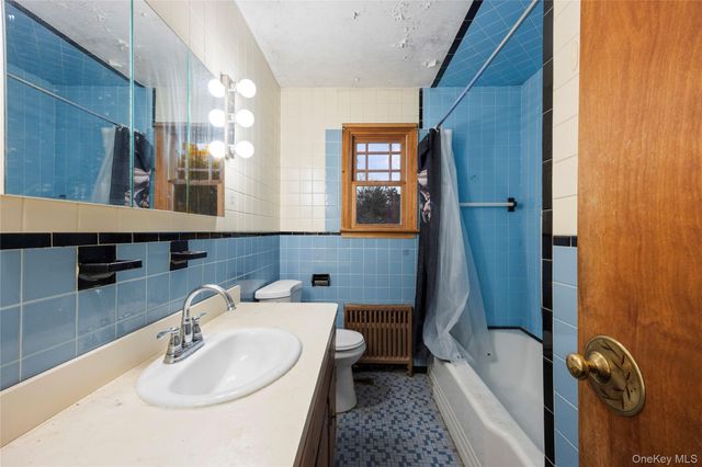 161 Seaman Neck Road, Dix Hills, NY 11746