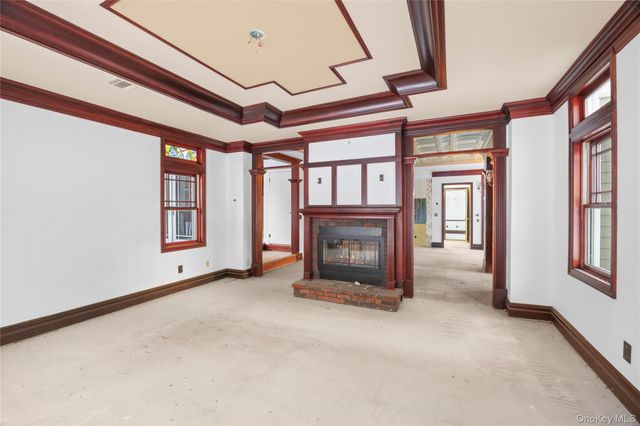 161 Seaman Neck Road, Dix Hills, NY 11746