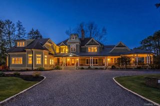 161 Seaman Neck Road, Dix Hills, NY 11746