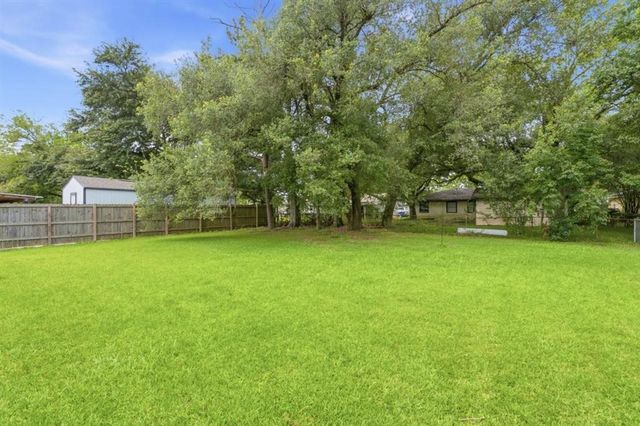 905 Mathilda Drive, Sulphur, LA 70663