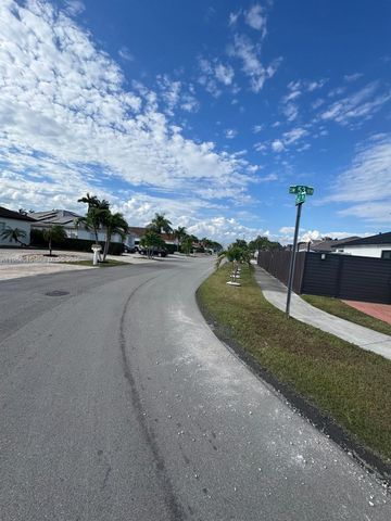 16057 SW 53rd Ter 0, Miami, FL 33185