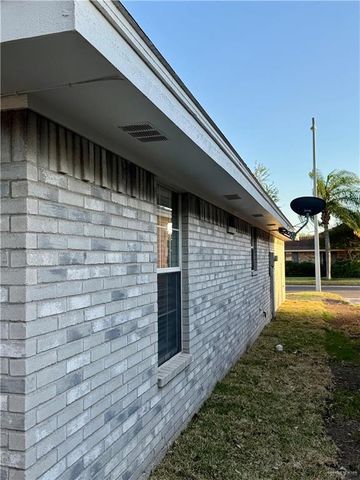 1905 E 23rd Place, Mission, TX 78574