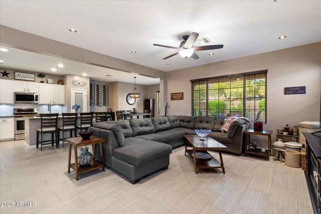 9226 W BUCKHORN Trail, Peoria, AZ 85383