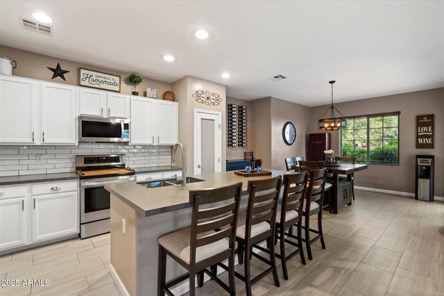 9226 W BUCKHORN Trail, Peoria, AZ 85383