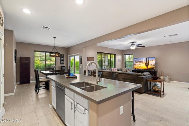 9226 W BUCKHORN Trail, Peoria, AZ 85383