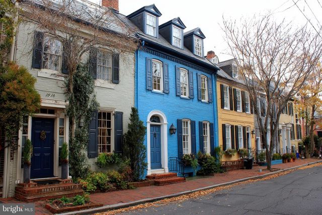 818 WOLFE ST, Alexandria, VA 22314