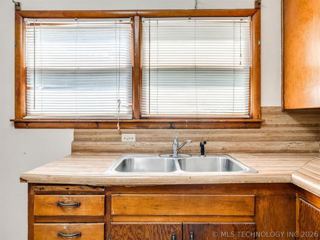 823 N Darlington Avenue, Tulsa, OK 74115