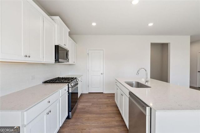 308 EARNSHAW Avenue, Mcdonough, GA 30253