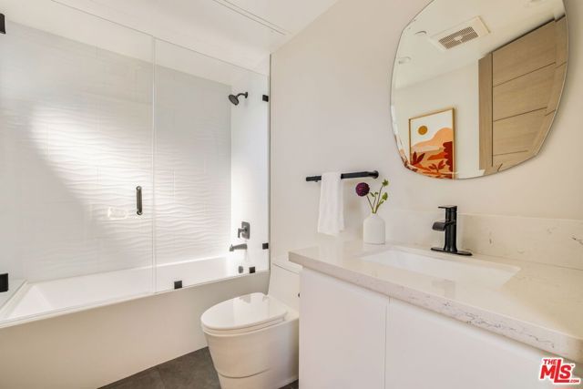 2260 Alcyona Drive, Los Angeles, CA 90068