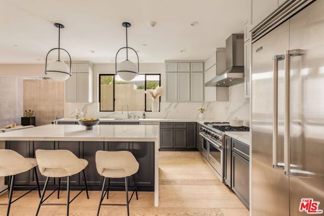 2260 Alcyona Drive, Los Angeles, CA 90068