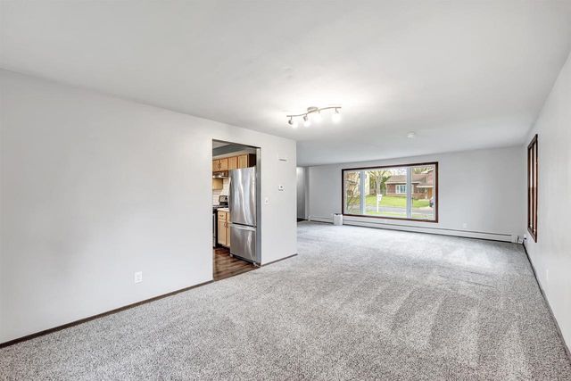 426 CUSTER COURT, Green Bay, WI 54301
