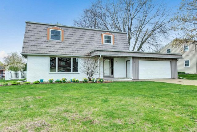 426 CUSTER COURT, Green Bay, WI 54301