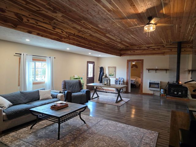 23761 Stonington Drive, Omaha, AR 72662