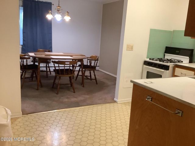 3 C Hemlock Street, Toms River, NJ 08757