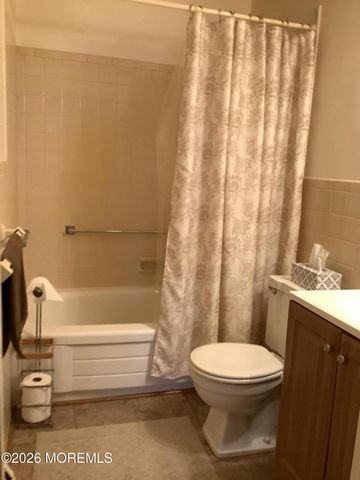 3 C Hemlock Street, Toms River, NJ 08757