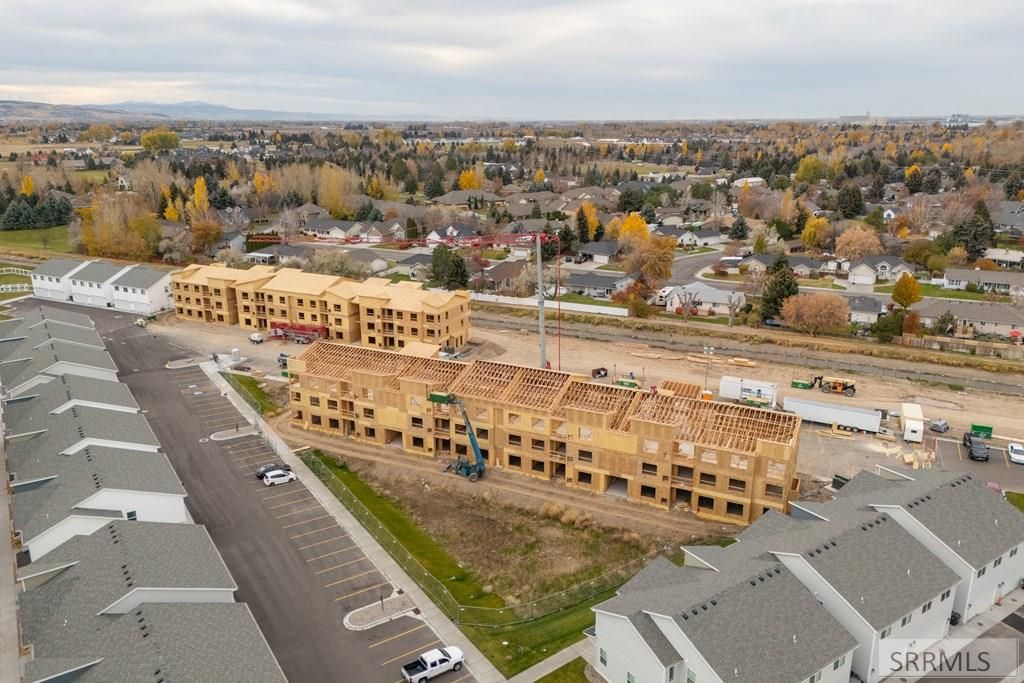 Image 11 of property listing at 796 E Sunnyside Road # 203, Idaho Falls, ID 83401