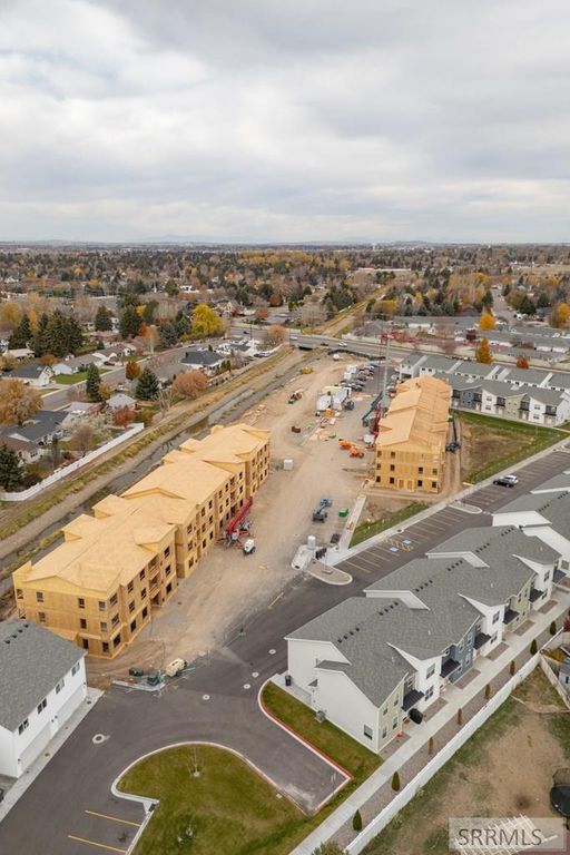 Image 13 of property listing at 796 E Sunnyside Road # 203, Idaho Falls, ID 83401