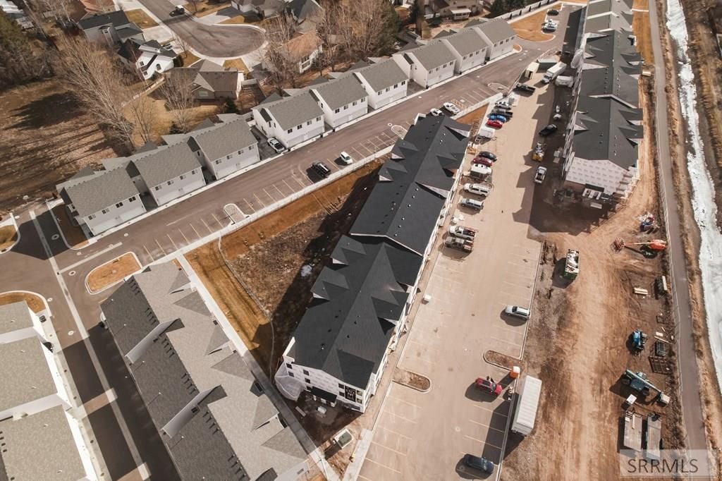 Image 18 of property listing at 796 E Sunnyside Road # 203, Idaho Falls, ID 83401