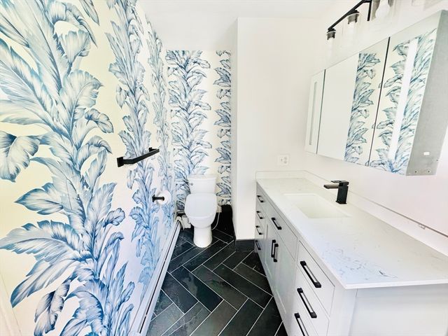 12 Marina Dr 12, Hull, MA 02045