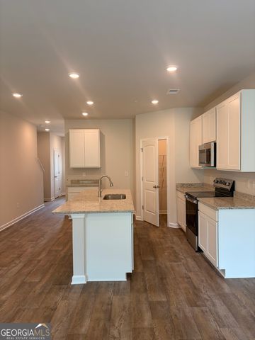 8341 Columbia Court, Palmetto, GA 30268