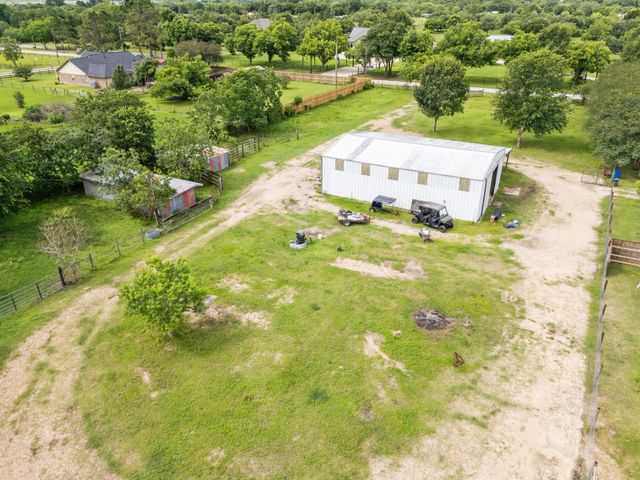 4711 Baker Road, Needville, TX 77461