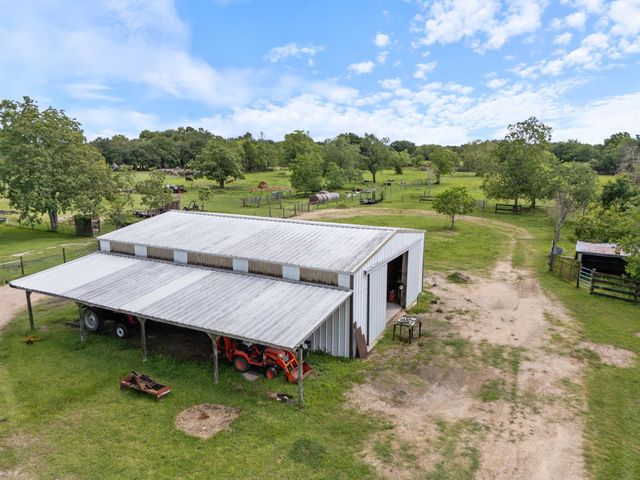 4711 Baker Road, Needville, TX 77461