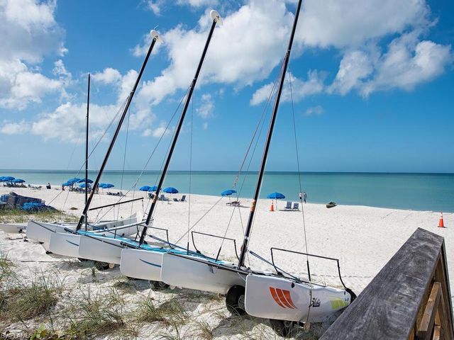 6361 Pelican Bay BLVD 501, Naples, FL 34108