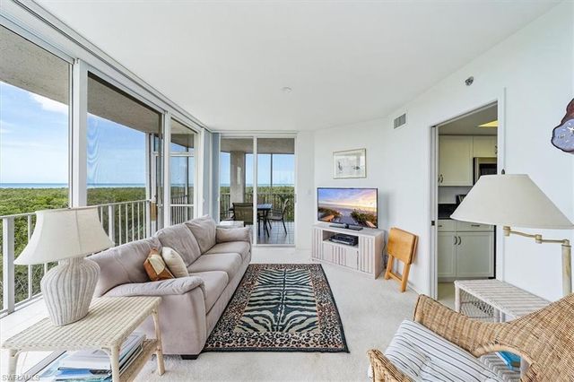 6361 Pelican Bay BLVD 501, Naples, FL 34108