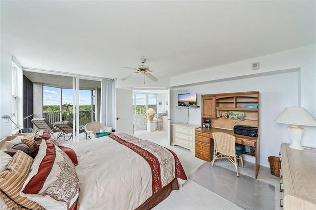 6361 Pelican Bay BLVD 501, Naples, FL 34108