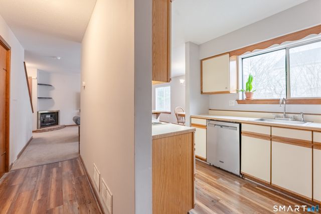 86 Staffordshire Commons Drive, Wallingford, CT 06492