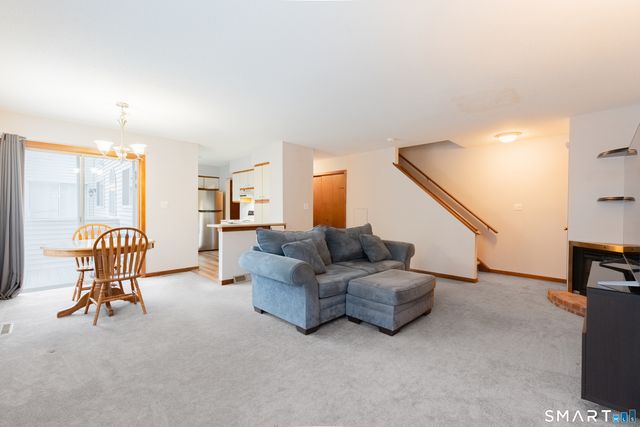 86 Staffordshire Commons Drive, Wallingford, CT 06492