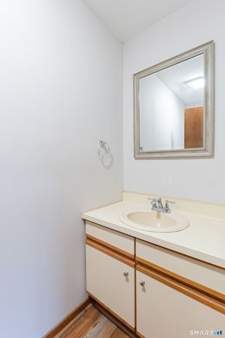 86 Staffordshire Commons Drive, Wallingford, CT 06492