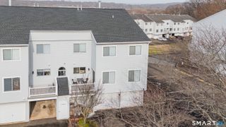 86 Staffordshire Commons Drive, Wallingford, CT 06492