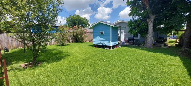 12456 Yancy Drive, Houston, TX 77015