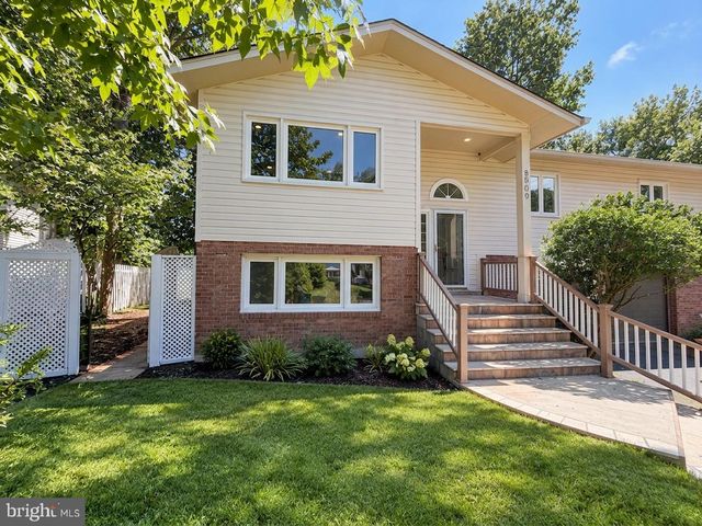 8509 CHERRY VALLEY LN, Alexandria, VA 22309