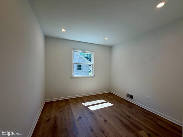 8509 CHERRY VALLEY LN, Alexandria, VA 22309