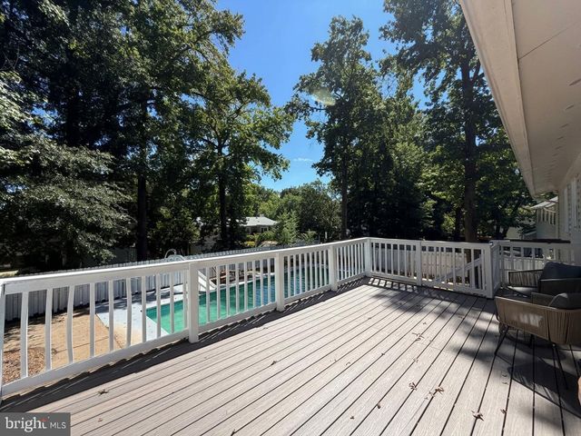 8509 CHERRY VALLEY LN, Alexandria, VA 22309