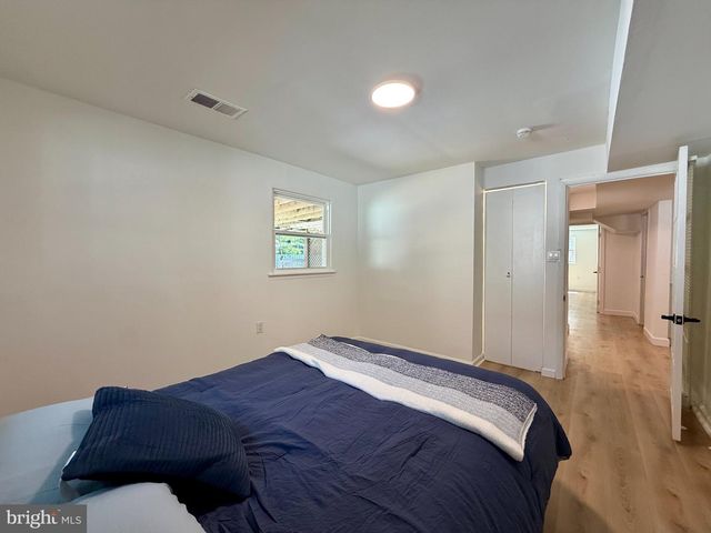 8509 CHERRY VALLEY LN, Alexandria, VA 22309