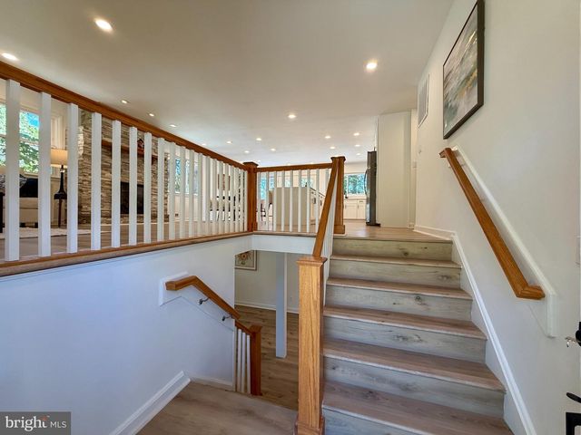 8509 CHERRY VALLEY LN, Alexandria, VA 22309