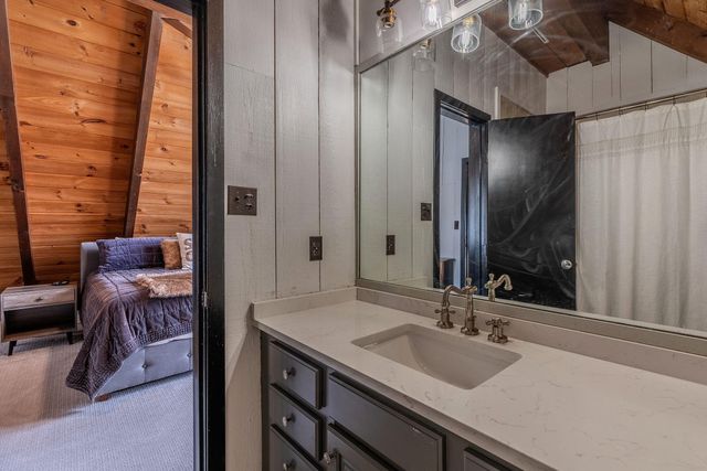 24 Sugarbush Drive, Winhall, VT 05340