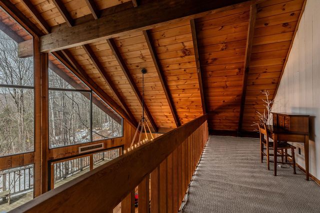 24 Sugarbush Drive, Winhall, VT 05340