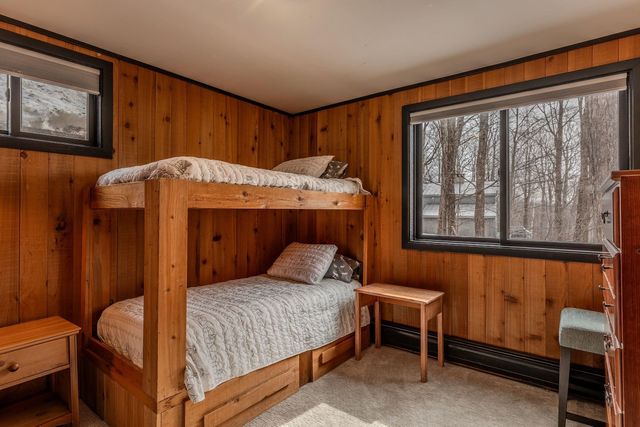 24 Sugarbush Drive, Winhall, VT 05340